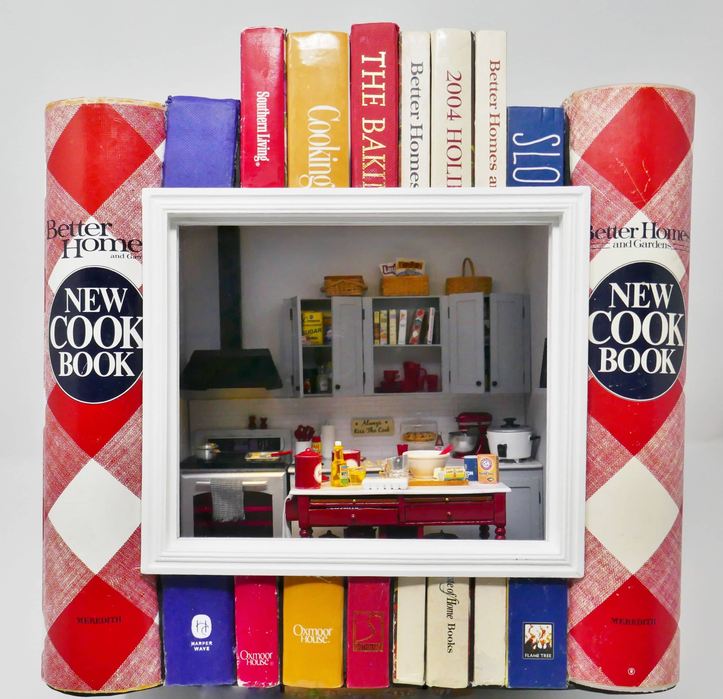 The finished cookbook room box