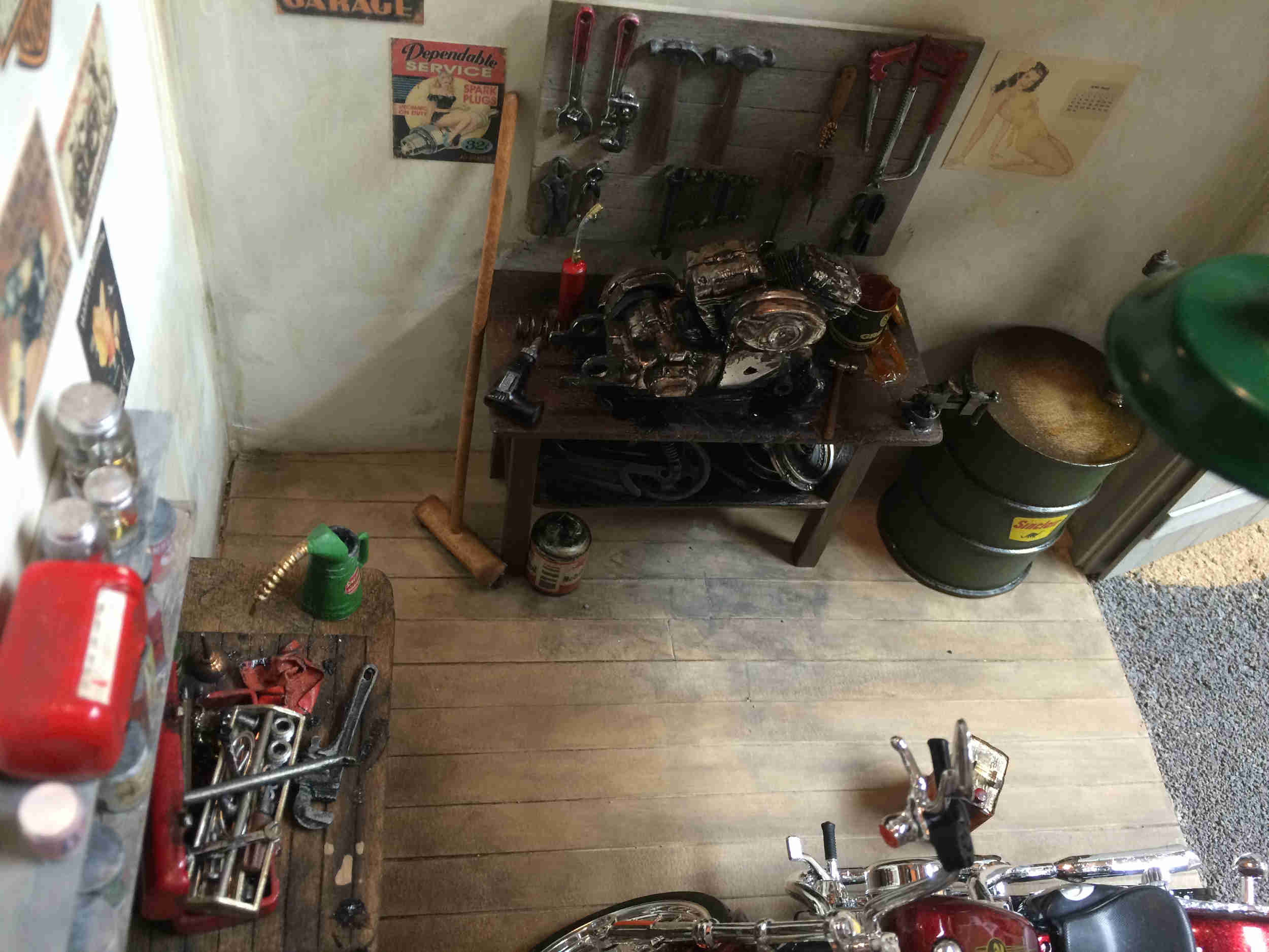 Overview of right side of shop